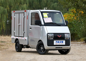 Китайцы создали узкий одноместный грузовик Wuling E10 с электромотором