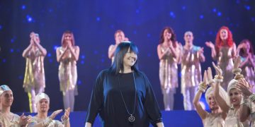 Алла Духова о 35-летии TODES, нелепой сплетне про Аллу Пугачеву и работе с Майклом Джексоном