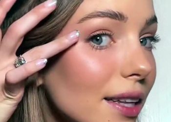 Что мешает женщине выглядеть моложе своего возраста: 2 частые ошибки