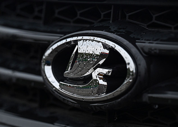 «АвтоВАЗу» разрешили купить российский банк альянса Renault-Nissan