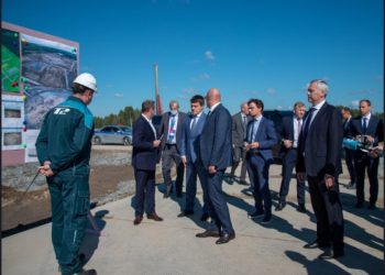 Дмитрий Чернышенко поблагодарил губернатора Новосибирской области за поддержание высоких темпов строительства кампуса НГУ 