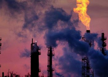 Эксперт оценил влияние энергокризиса на борьбу с изменением климата