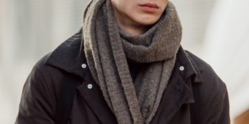 Глеб Калюжный об отказе учиться у Табакова, зависти коллег и покупке квартиры