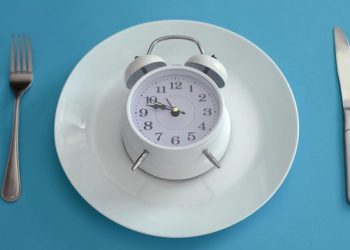 Интервальное голодание оказалось не эффективней старого доброго подсчета калорий