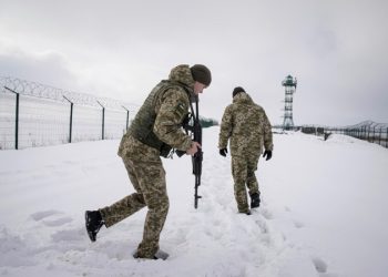 На Украине задержали мужчину, пытавшегося пересечь границу вплавь