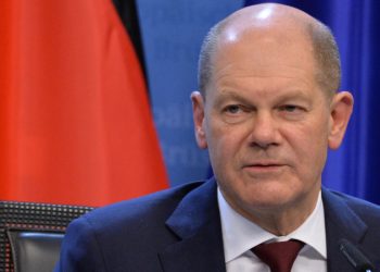 Немецкий депутат заявил, что Шольц испугался России и отказал Украине