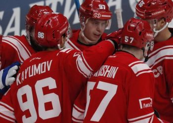 НХЛ перенесла Кубок мира из-за России