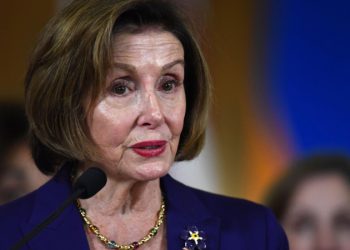 Пелоси заявила, что не будет лидером демократов в Палате представителей