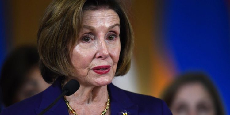Пелоси заявила, что не будет лидером демократов в Палате представителей