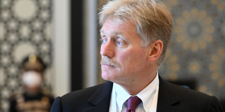 Песков ответил на вопрос о поиске виновных в расстреле российских военных