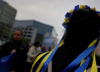 «Пора возвращаться». Разъяренная украинка пожаловалась на жизнь в Британии