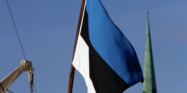 Правительство Эстонии поддержало выдачу Украине европейского кредита