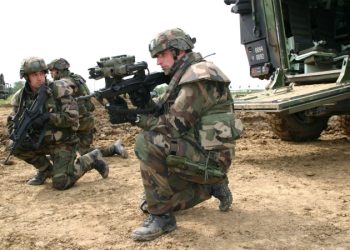 Противостоящих России «натовских» солдат замучили голод и клопы