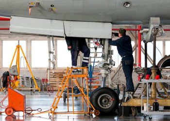 Росавиация проинспектирует 599 самолетов иностранного производства до конца года