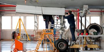 Росавиация проинспектирует 599 самолетов иностранного производства до конца года