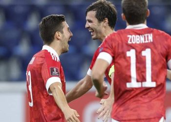 Россия сыграет с Узбекистаном