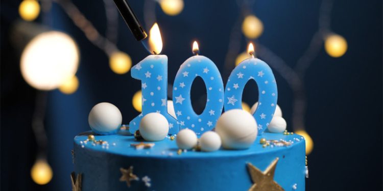 Секреты долголетия: 100-летняя женщина рассказала о главных принципах жизни