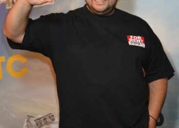 Сергей Жуков скрывал от детей участие в «Фантастике»: «Я прикусывал язык, чтобы не проболтаться»