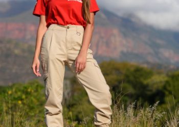 Севастьянова: «Не так беспокоят перья и стразы на мужчинах, как то, что они говорят и делают»