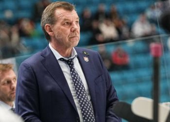 Шипачев рассказал, как на «Ак Барс» влияют слухи об отставке Знарка