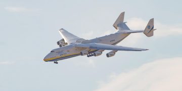 СМИ: Украина строит новый крупнейший в мире грузовой самолет «Мрия»