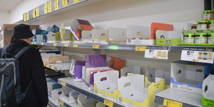 СМИ: в британских продовольственных фондах заканчивается еда