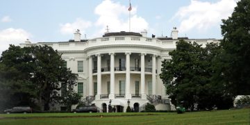 США оставили за собой право на ослабление санкций против Венесуэлы