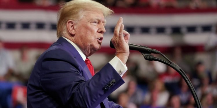 Трамп обвинил минюст США в коррумпированности