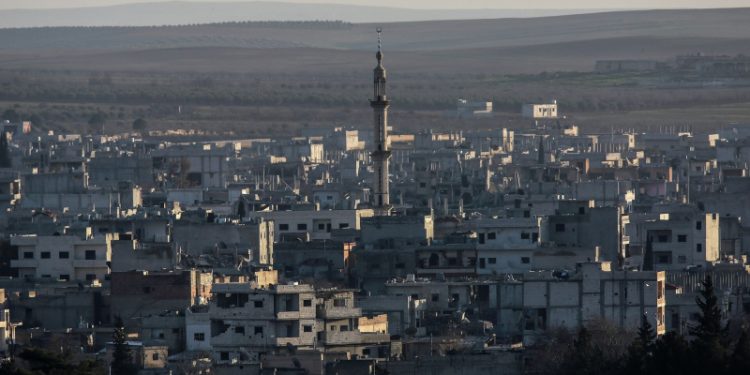 Турция вновь нанесла удары по сирийскому городу Кобани, пишут СМИ