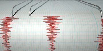 У Соломоновых островов объявлена угроза цунами из-за землетрясения