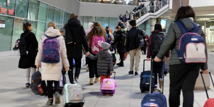 Украинцы потребовали от Новой Зеландии больше денег и благ