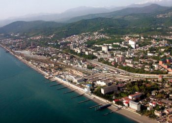 В Сочи зафиксировали загрязнение Чёрного моря площадью 40 тысяч квадратных метров