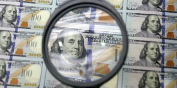 В США пожаловались на крах финансов за одно поколение