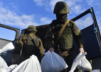 В Запорожской области мобилизованные помогают волонтерам