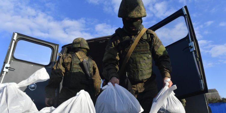 В Запорожской области мобилизованные помогают волонтерам