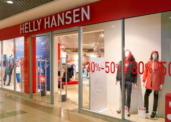 «Ведомости»: канадский производитель одежды Helly Hansen ушел из России