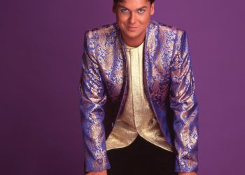 Визит Елизаветы II в Россию: чем угощалась, как нарушила этикет и что сказала Юлиану