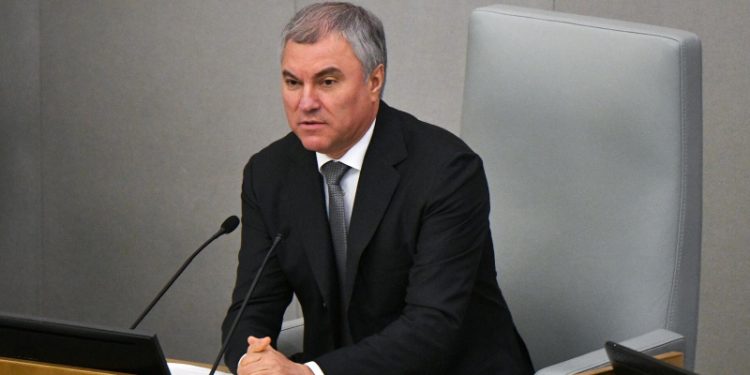 Володин считает, что Запад поддерживает фашизм на Украине