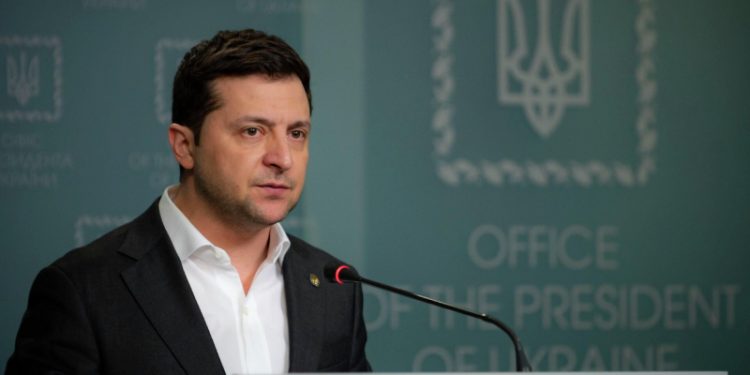 Зеленский обсудил с президентом Индонезии подготовку к G20