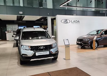 Продажи АвтоВАЗа растут, но отстают от темпов производства