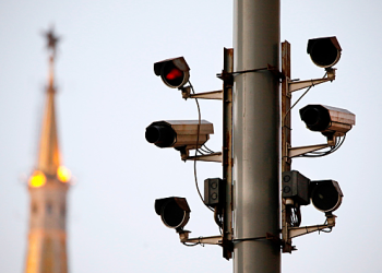 В российских дорожных камерах нашли скрытый функционал