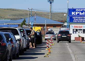 Очередь на Керченскую переправу сократилась до 184 грузовиков