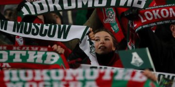 Актер Баринов не будет ходить на футбол из-за Fan ID