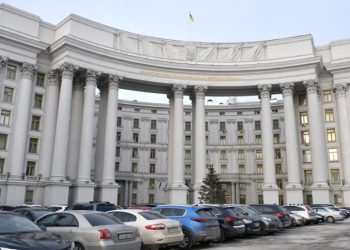 Арестович обвинил МИД Украины в инертности