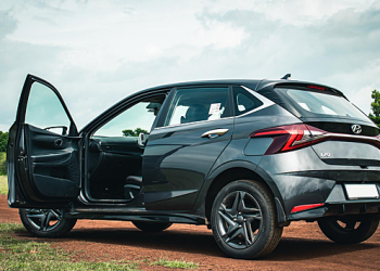 Раскрыты марки самых популярных у россиян автомобилей этой осенью