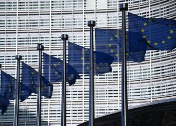 Девять стран ЕС выступили против потолка цен на газ