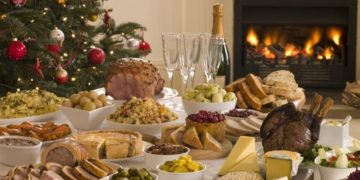 Это на Новый год: какие продукты стоит запасти сейчас, чтобы потом сэкономить