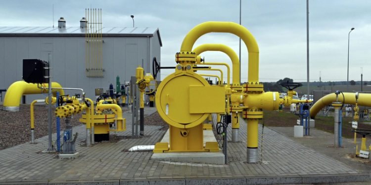 Евросоюз ищет деньги для лимита цен на газ, заявил премьер Польши