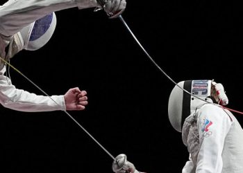 Федерация фехтования России не будет судиться с FIE из-за отстранения россиян