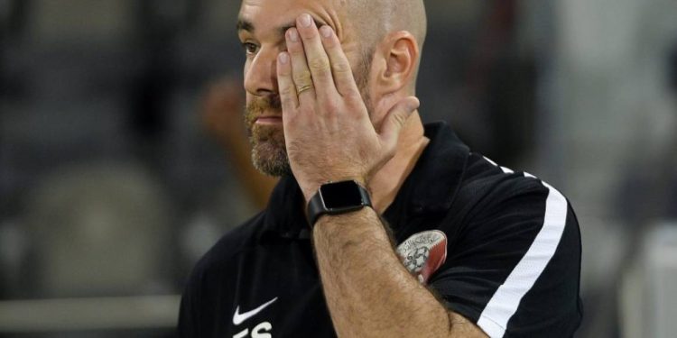 Футбольная ассоциация Катара отправила Санчеса в отставку